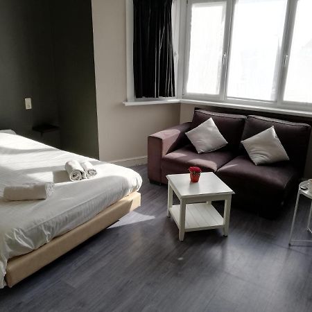Logies Het Maantje Hotel De Panne Luaran gambar