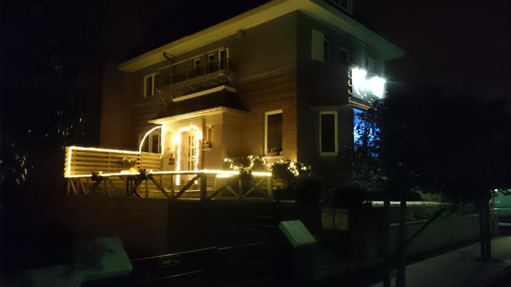 Logies Het Maantje Hotel De Panne Luaran gambar