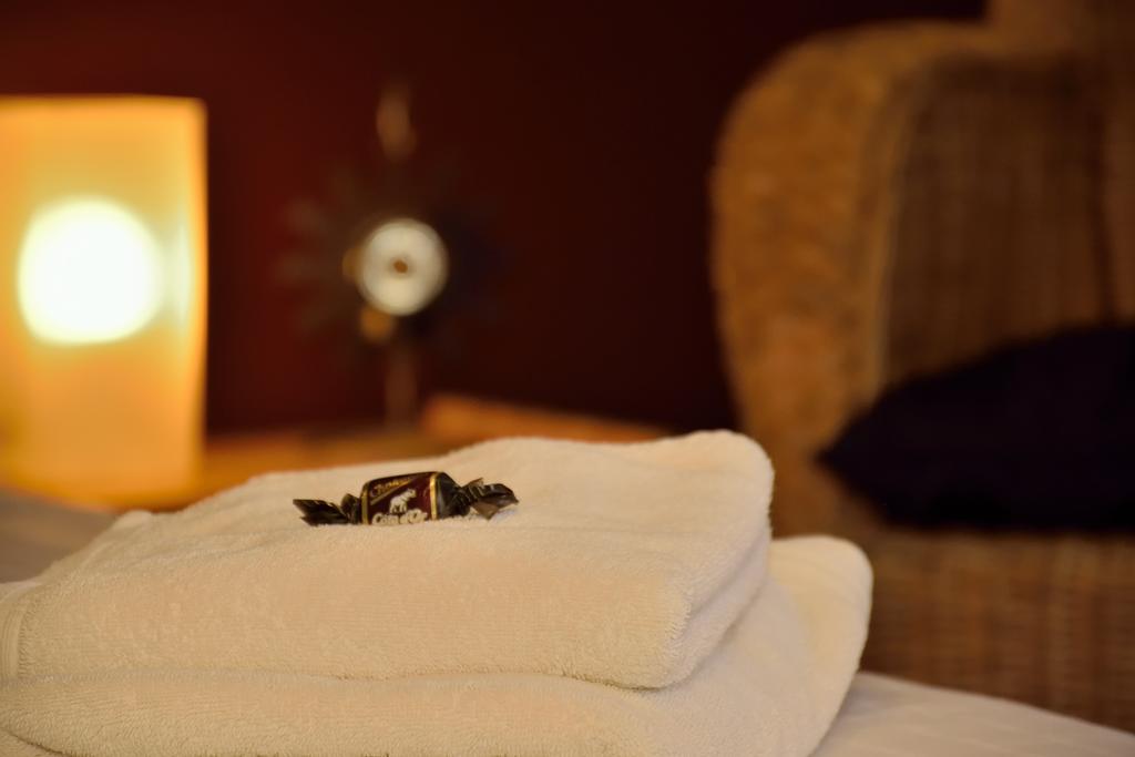 Logies Het Maantje Hotel De Panne Bilik gambar