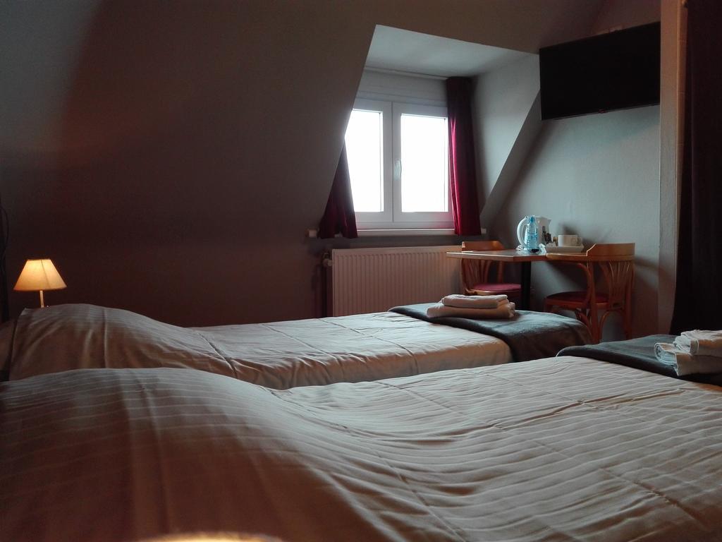 Logies Het Maantje Hotel De Panne Luaran gambar