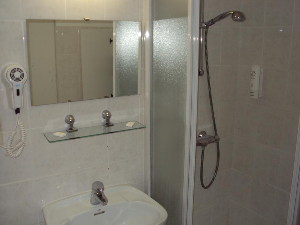 Logies Het Maantje Hotel De Panne Luaran gambar
