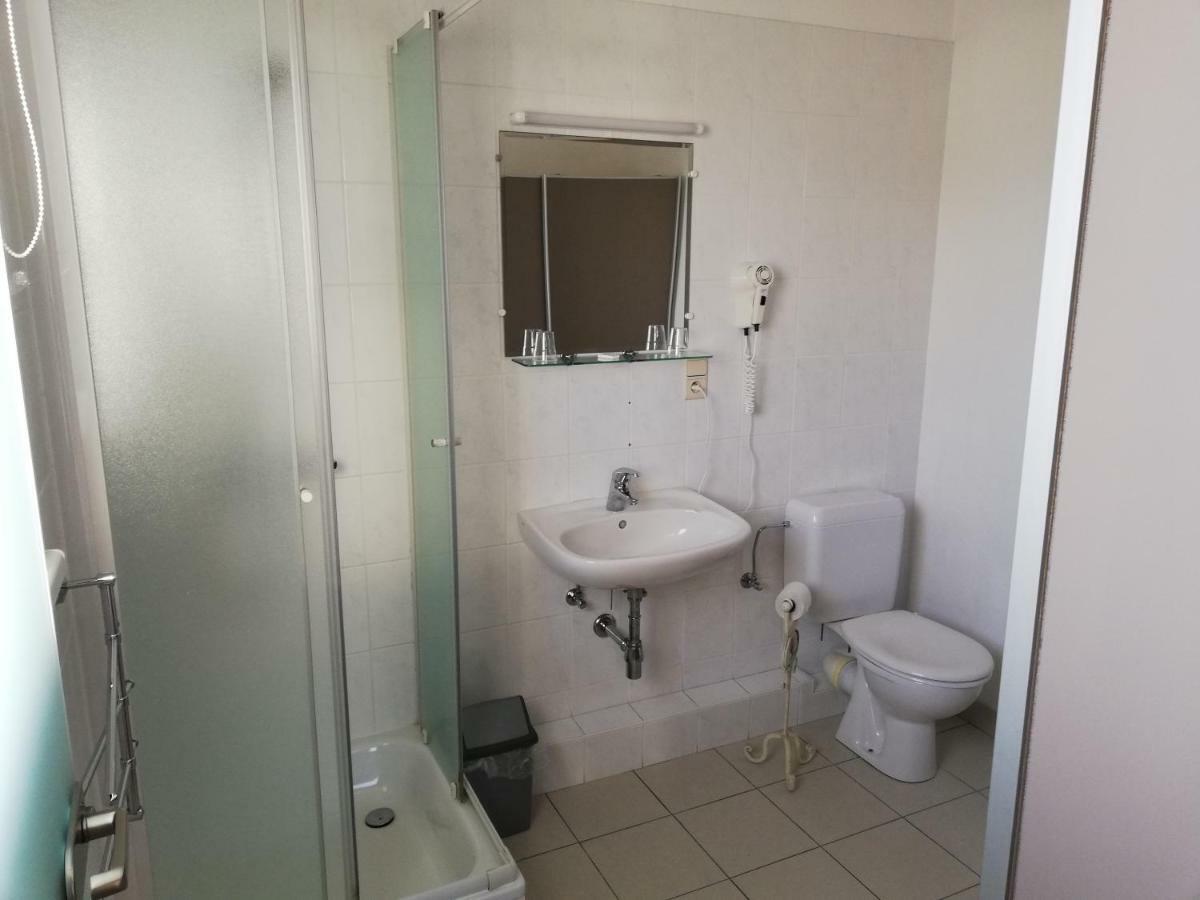 Logies Het Maantje Hotel De Panne Luaran gambar